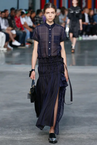 Look 39